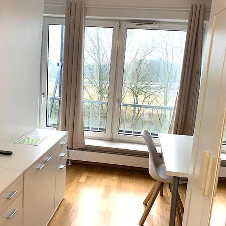 Beautiful Premium Apartment, Near University , Wifi , Free Parking Regensburg Exteriör bild