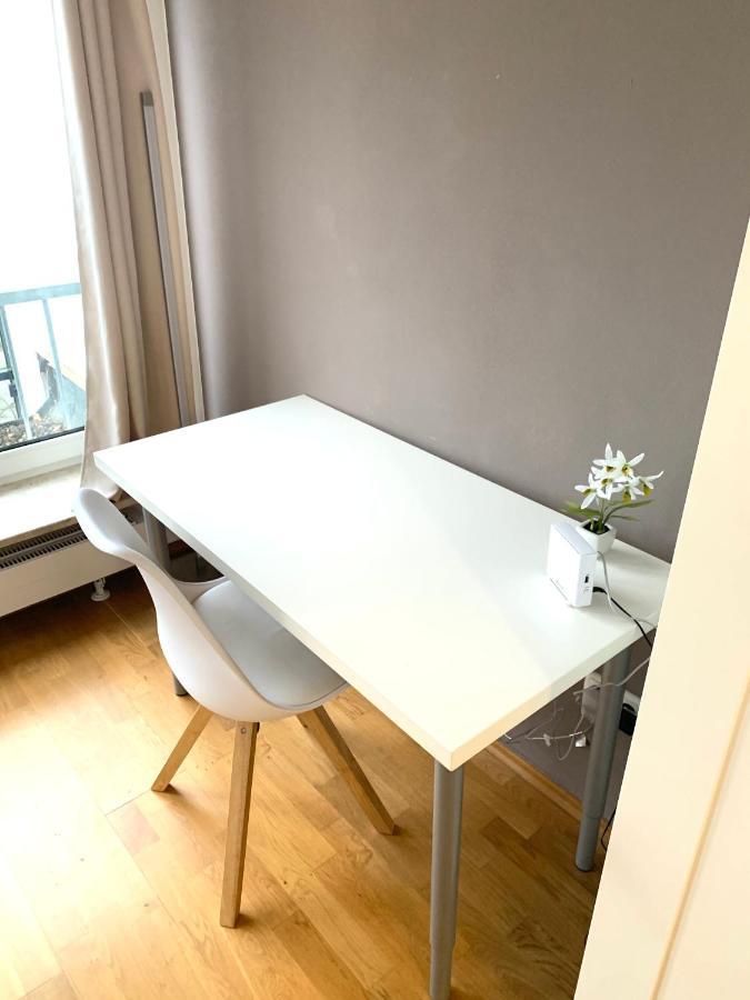 Beautiful Premium Apartment, Near University , Wifi , Free Parking Regensburg Exteriör bild